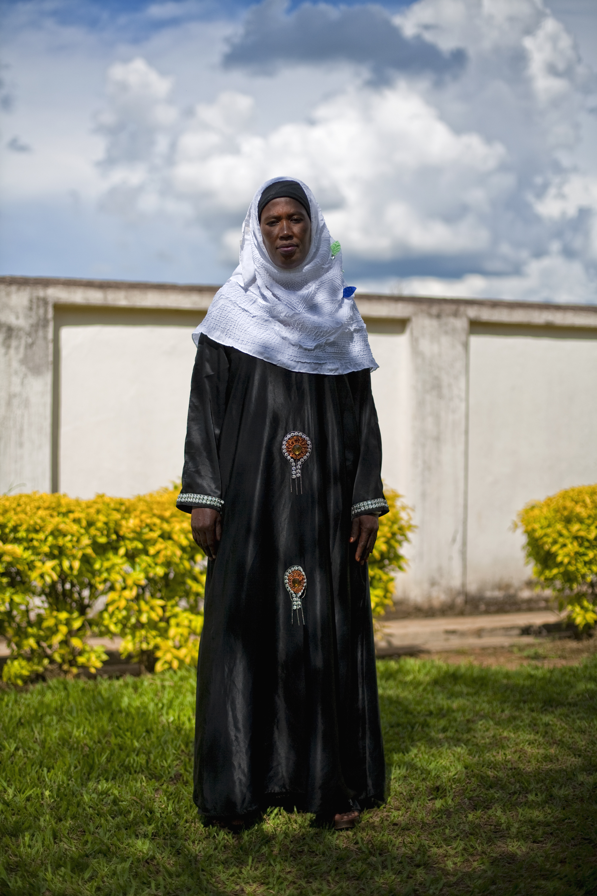 _B3I9817 Mukabutera Nema is a charwomen at the Masjid Quosi Mosque in Kigali/Rwanda. Muslims make up to 10% of the population, though in Kigali only around 30.000 Muslims live. Muslims are the only part of society who where not involved at all in the 1994 genocide and who helped to rescue thousands of Rwandans to escape certain death.